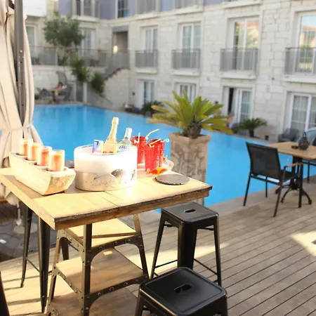 Alalucca Hotel By Elda *