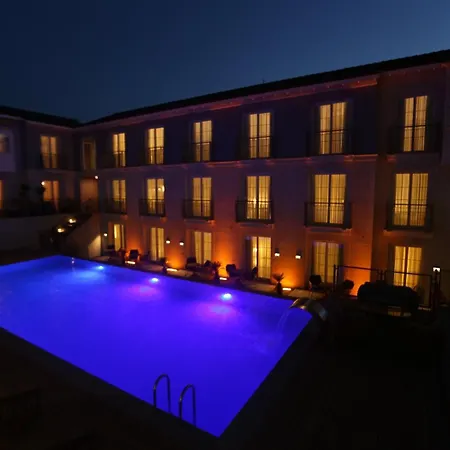 Alalucca Butik Hotel *