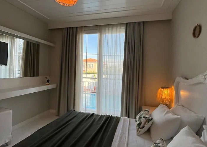 Cinar Алачати