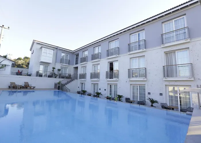 Otel Alaçatı Çınar Otel